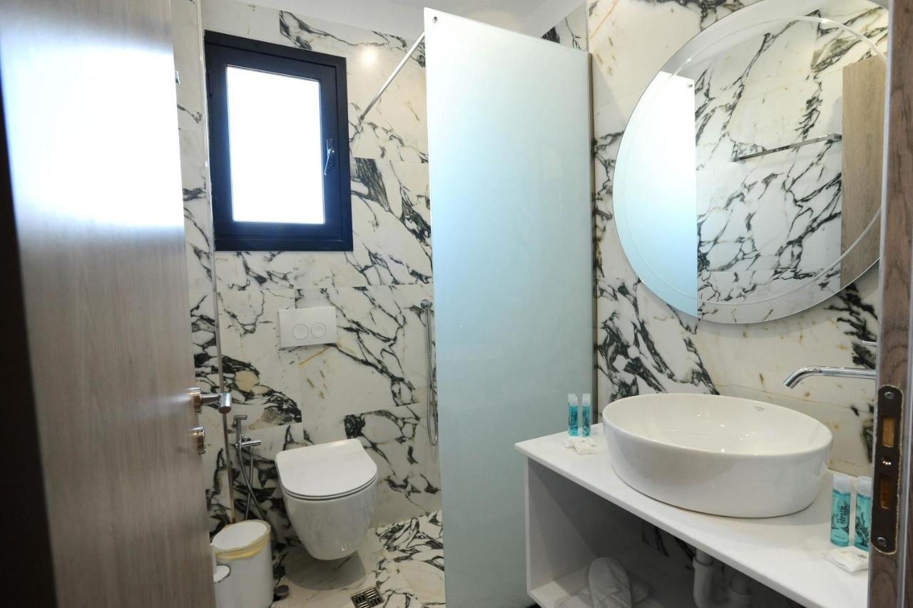 Afrodite Suites Sarande Exterior photo