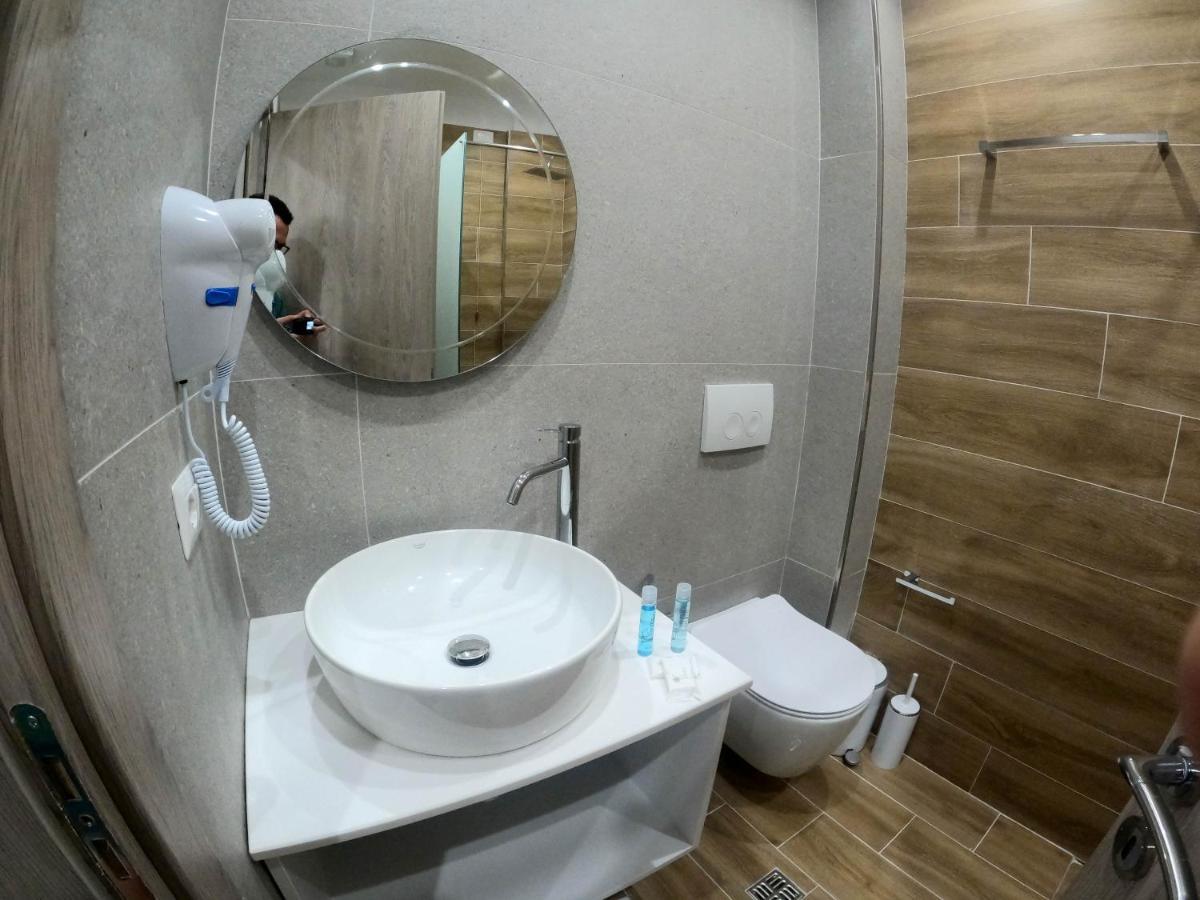 Afrodite Suites Sarande Exterior photo